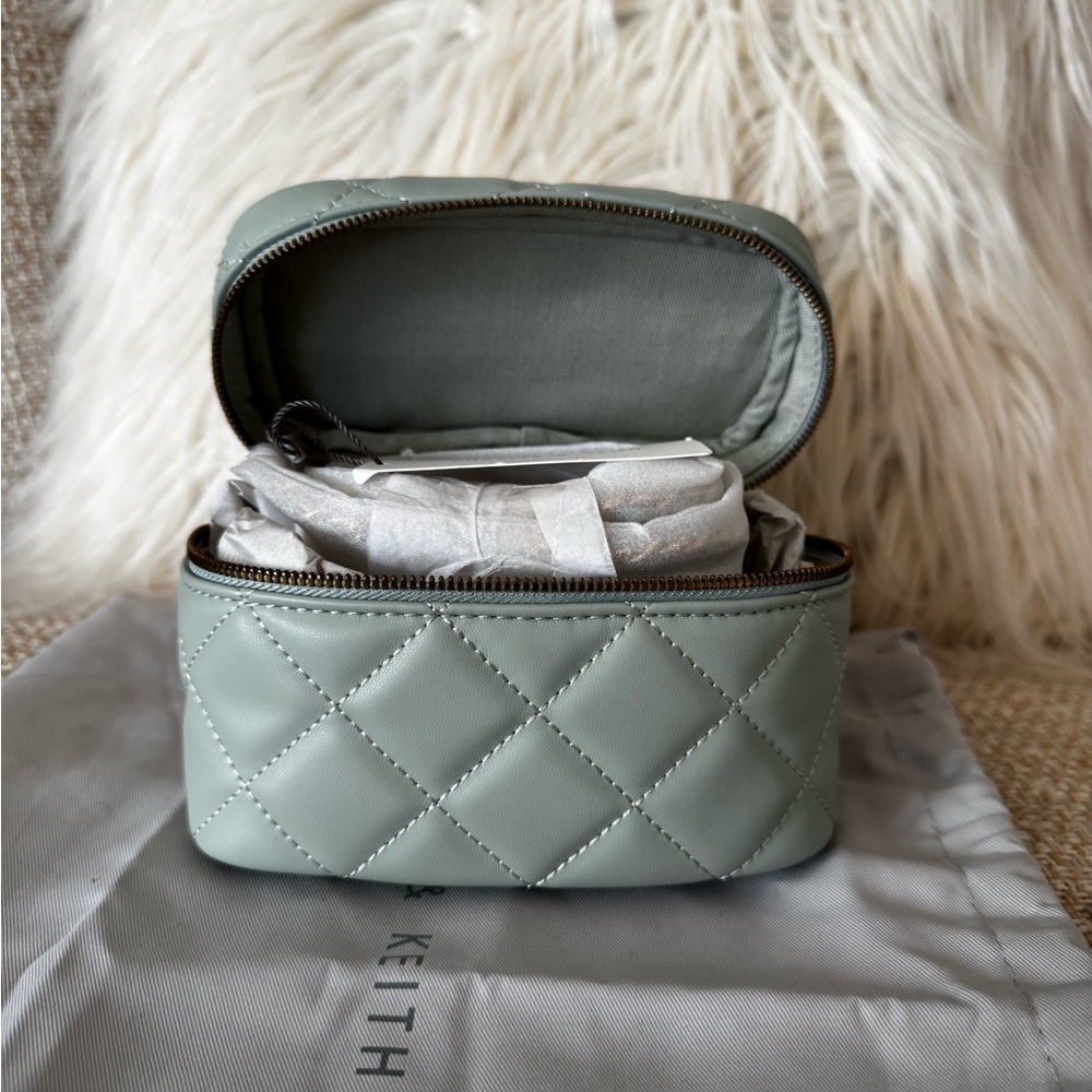 Charles & Keith Mint Green Quilted Round Pouch - Picture 5 of 5